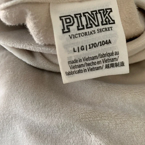 Victoria's Secret PINK Women’s LG Pullover Ivory Shirt SOFT Fleece Long Sleeves - Picture 10 of 16